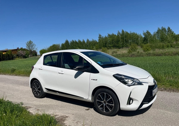 Toyota Yaris cena 57800 przebieg: 86000, rok produkcji 2018 z Miastko małe 781